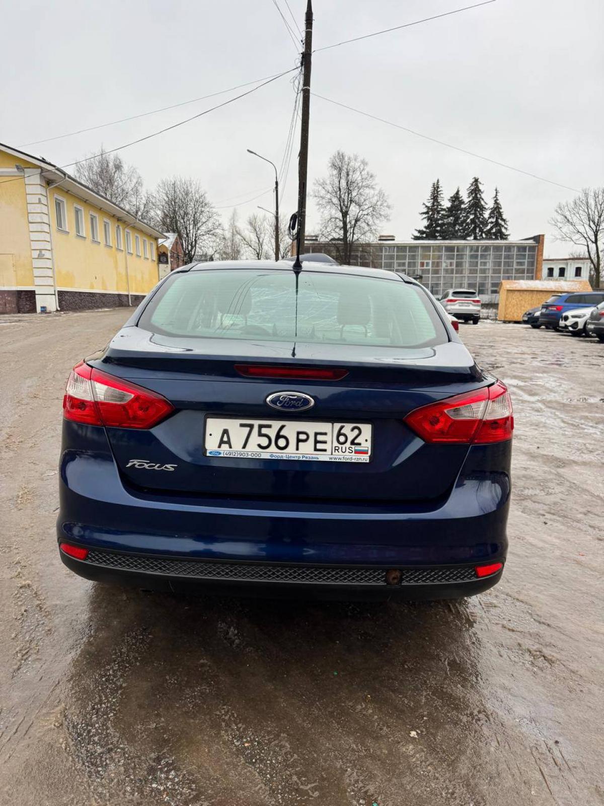 Фото автомобиля FORD FOCUS, 2012. Цвет: ТЕМНО-СИНИЙ