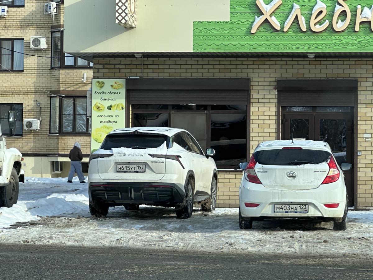 Фото автомобиля HYUNDAI SOLARIS, 2014. Цвет: БЕЛЫЙ