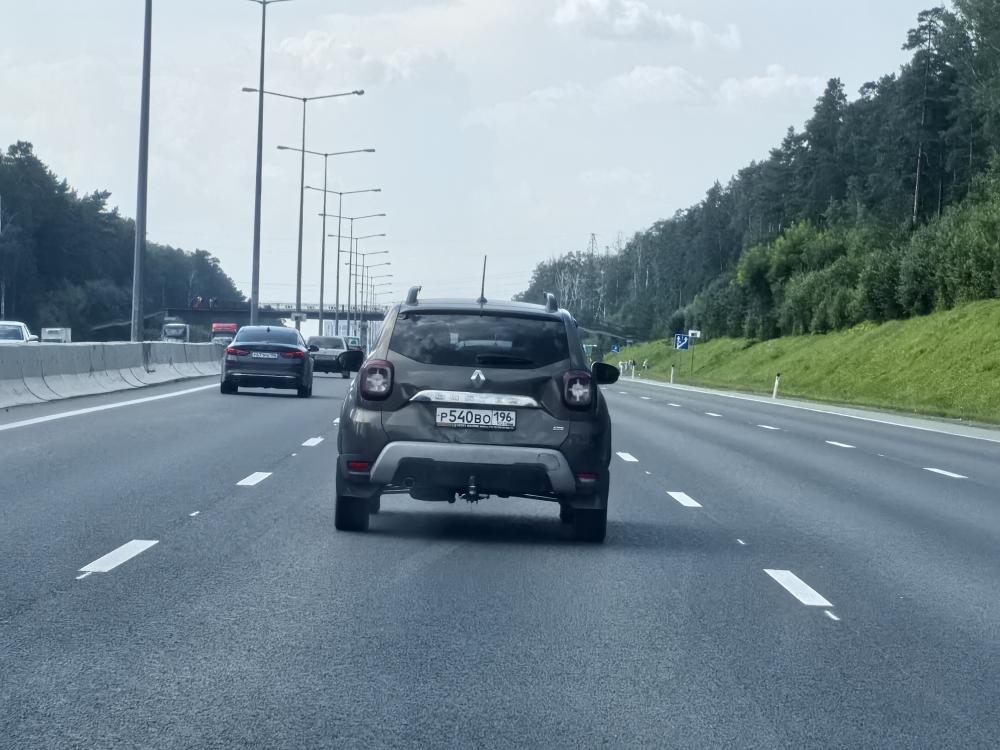 Фото автомобиля RENAULT DUSTER
