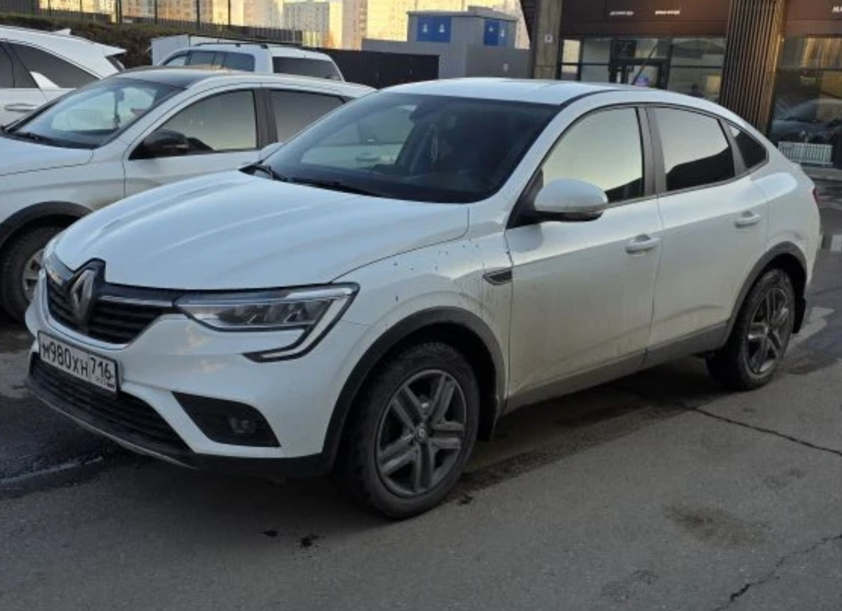 М980ХН716 — Renault