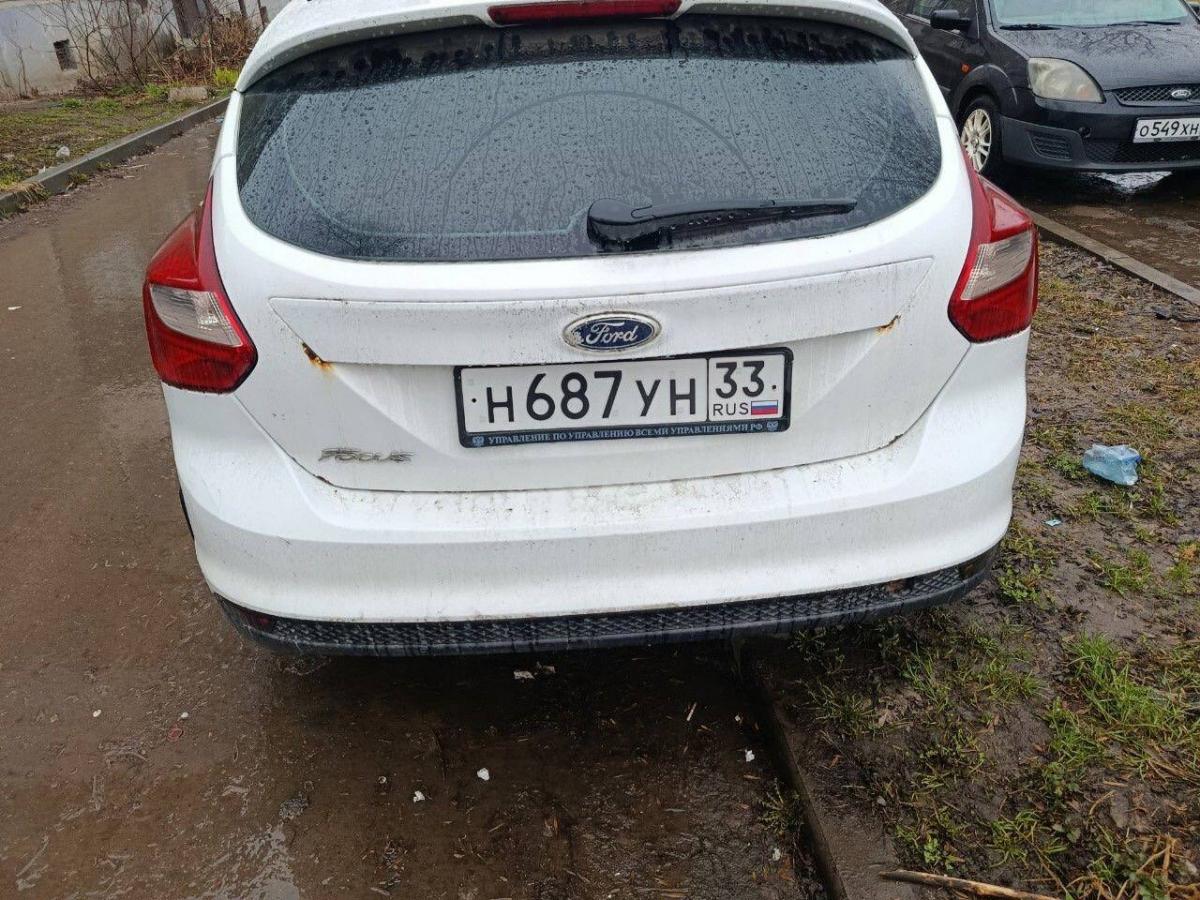Н687УН33 — Ford