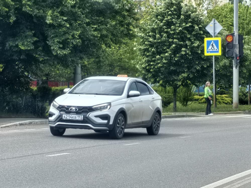LADA - А214КВ193