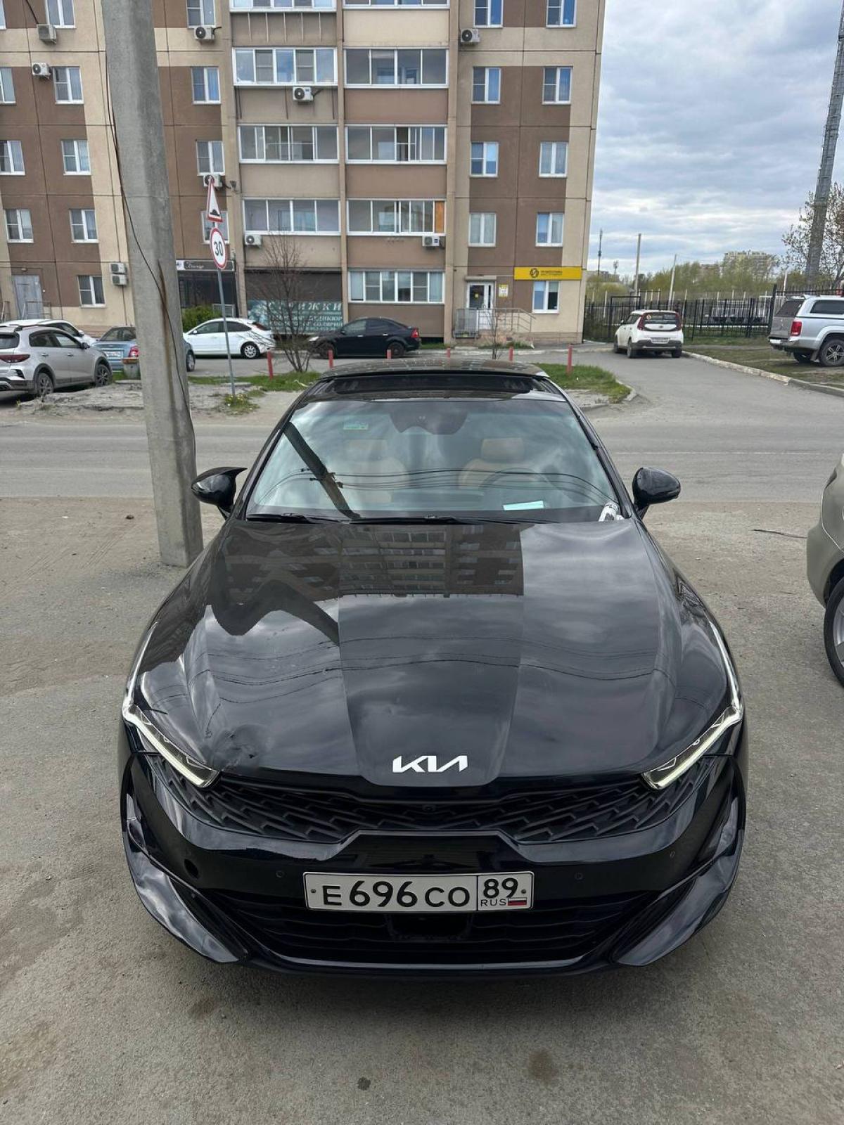 KIA - Е696СО89