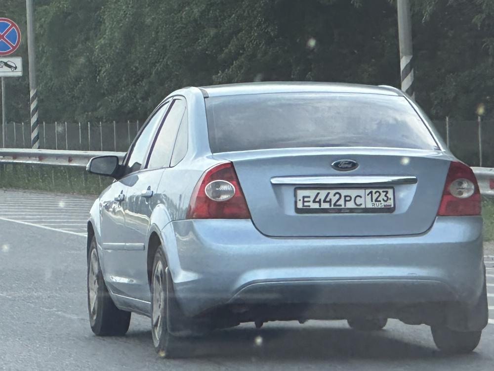 Ford - Е442РС123