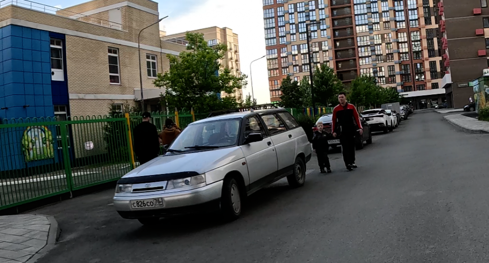 LADA - С826СО76