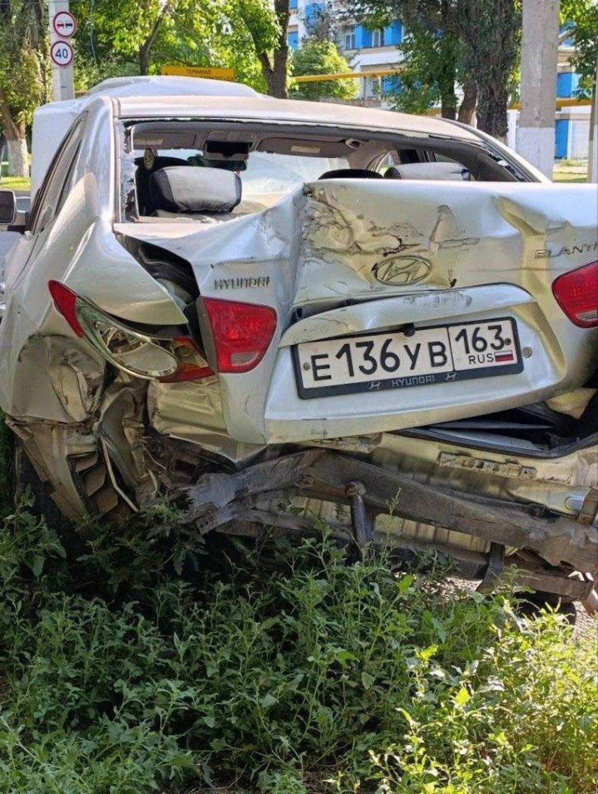 Hyundai - Е136УВ163