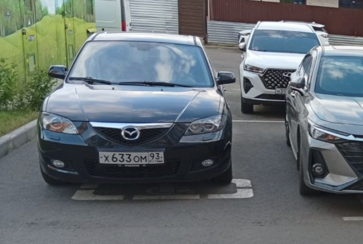 Mazda - Х633ОМ93