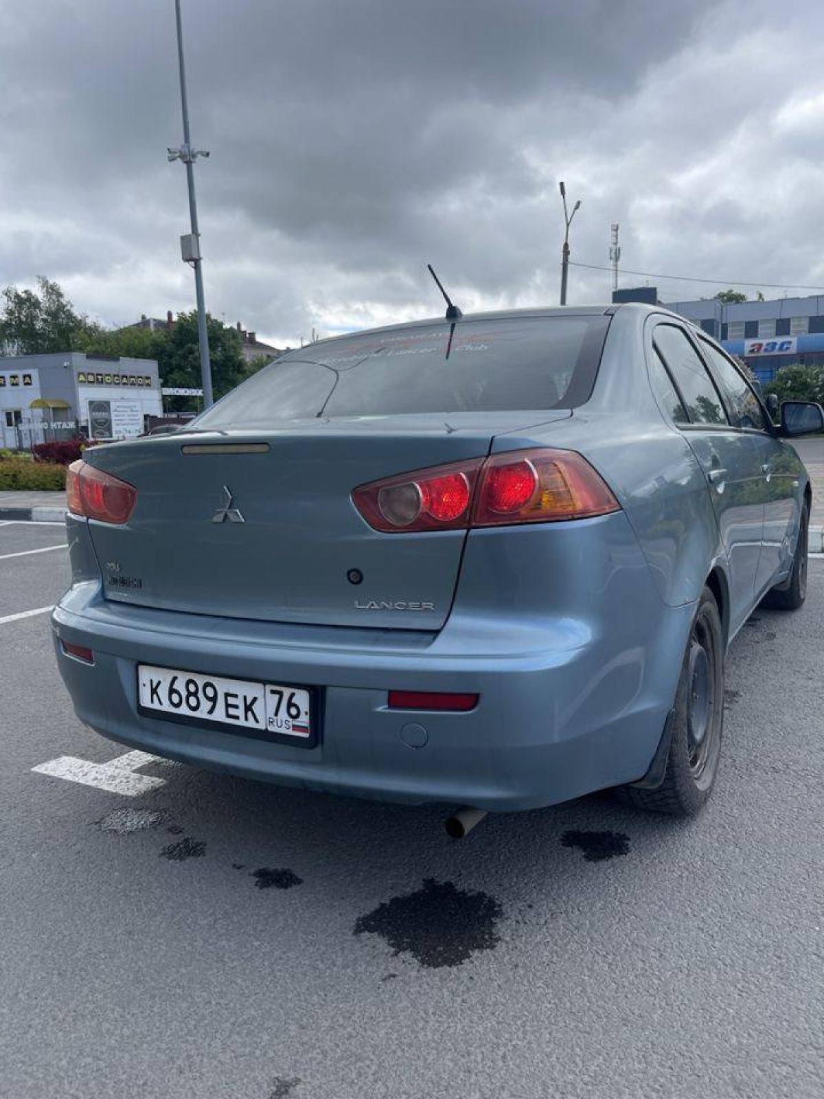 Mitsubishi - К689ЕК76