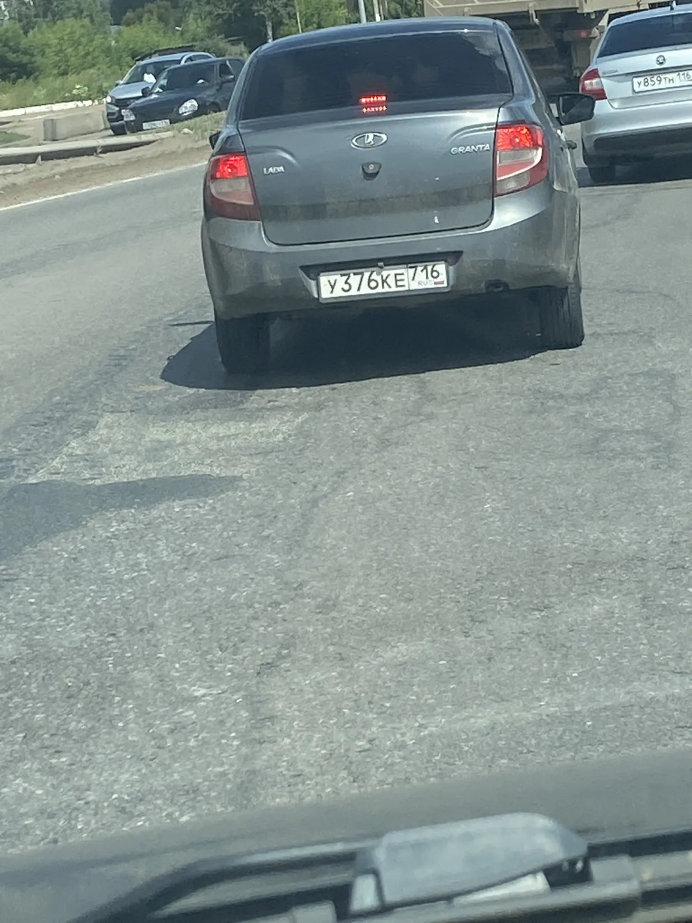 LADA - У376КЕ716