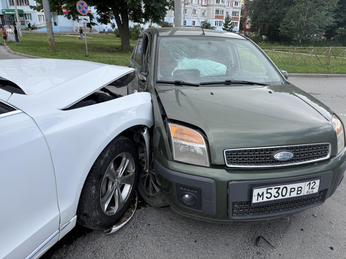 Ford - М530РВ12