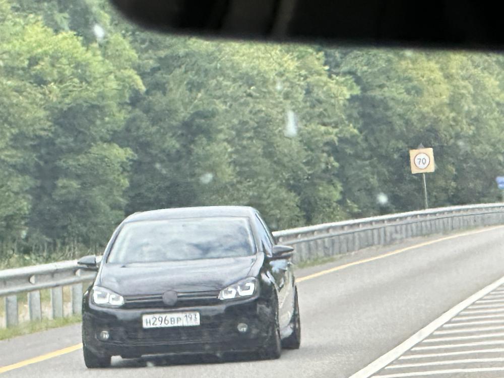 Volkswagen - Н296ВР193