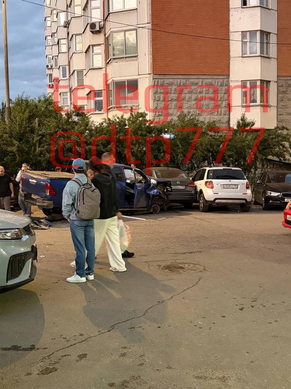 Toyota - У093ЕО977