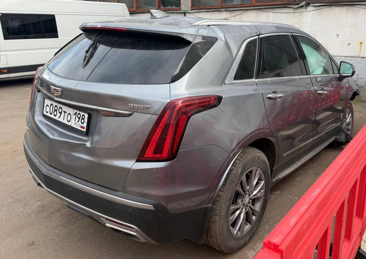 Cadillac - С089ТО198