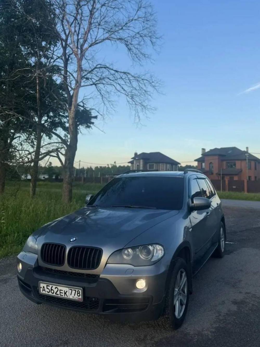 BMW - А562ЕК778
