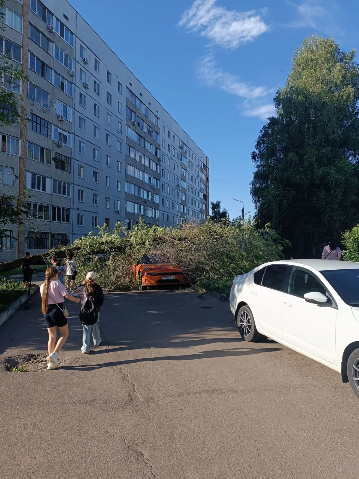 Проверка по номеру Р975КЕ716 — Zeekr