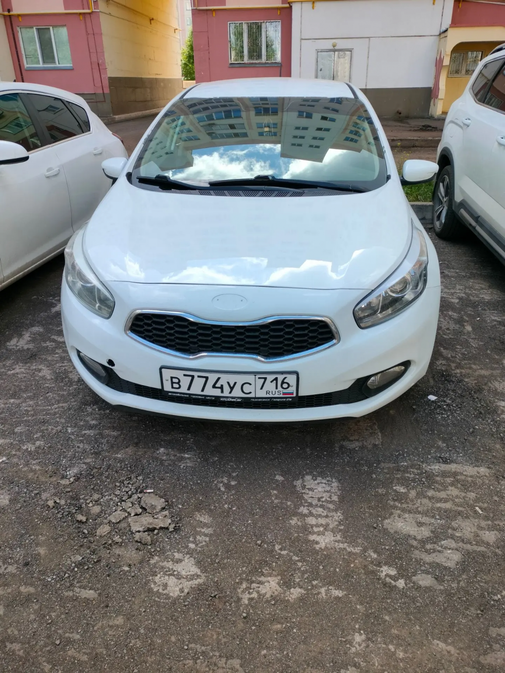 KIA - В774УС716