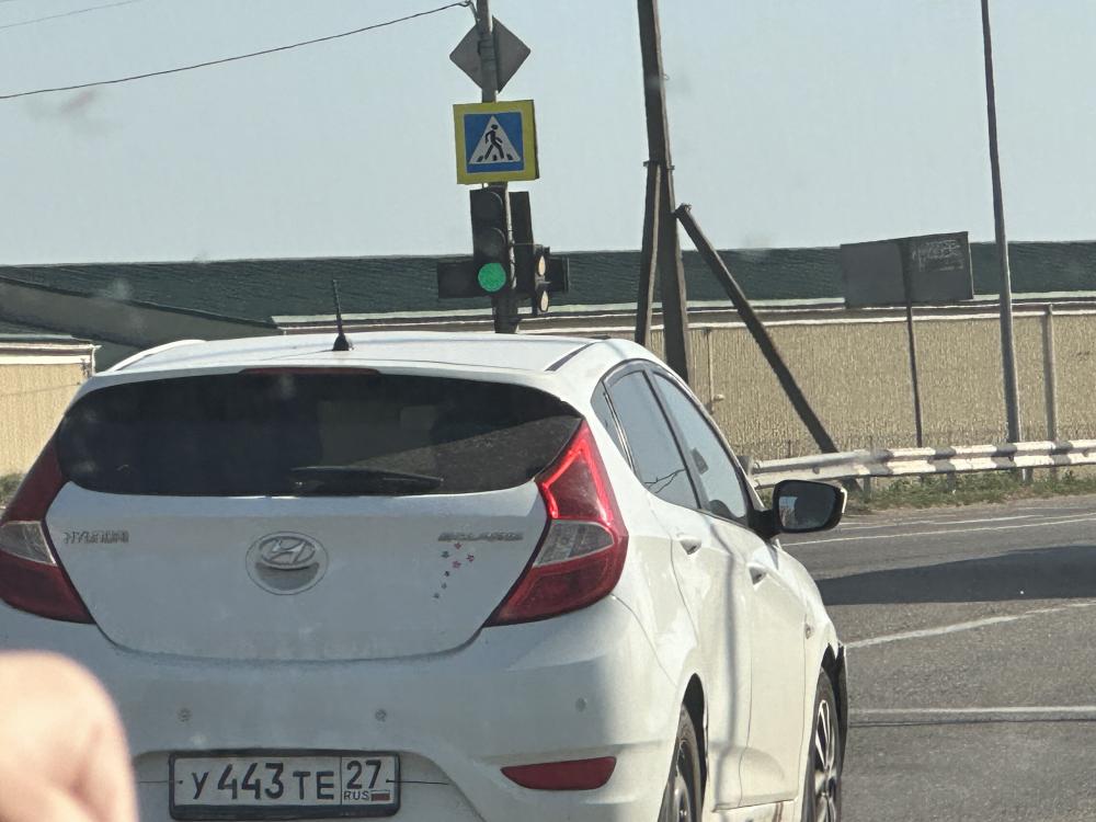 Hyundai - У443ТЕ27