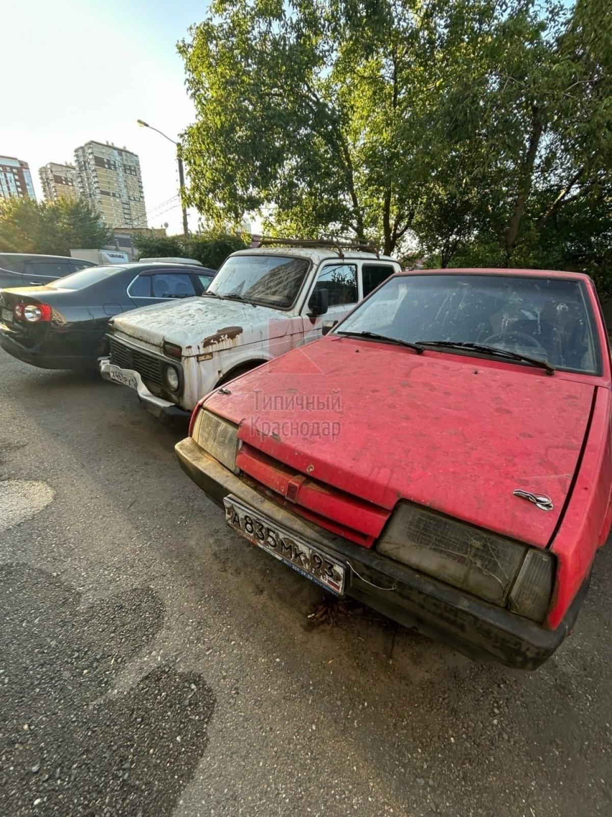 LADA - А835МК93