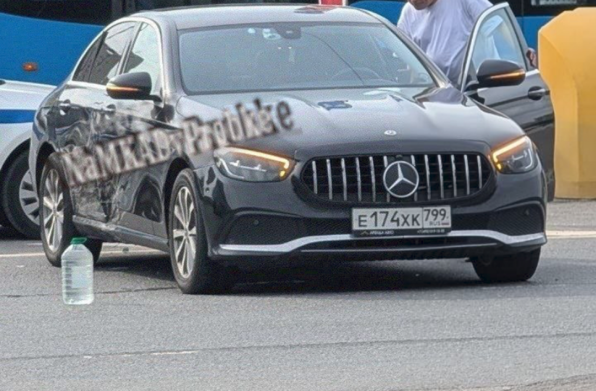 Mercedes-Benz - Е174ХК799
