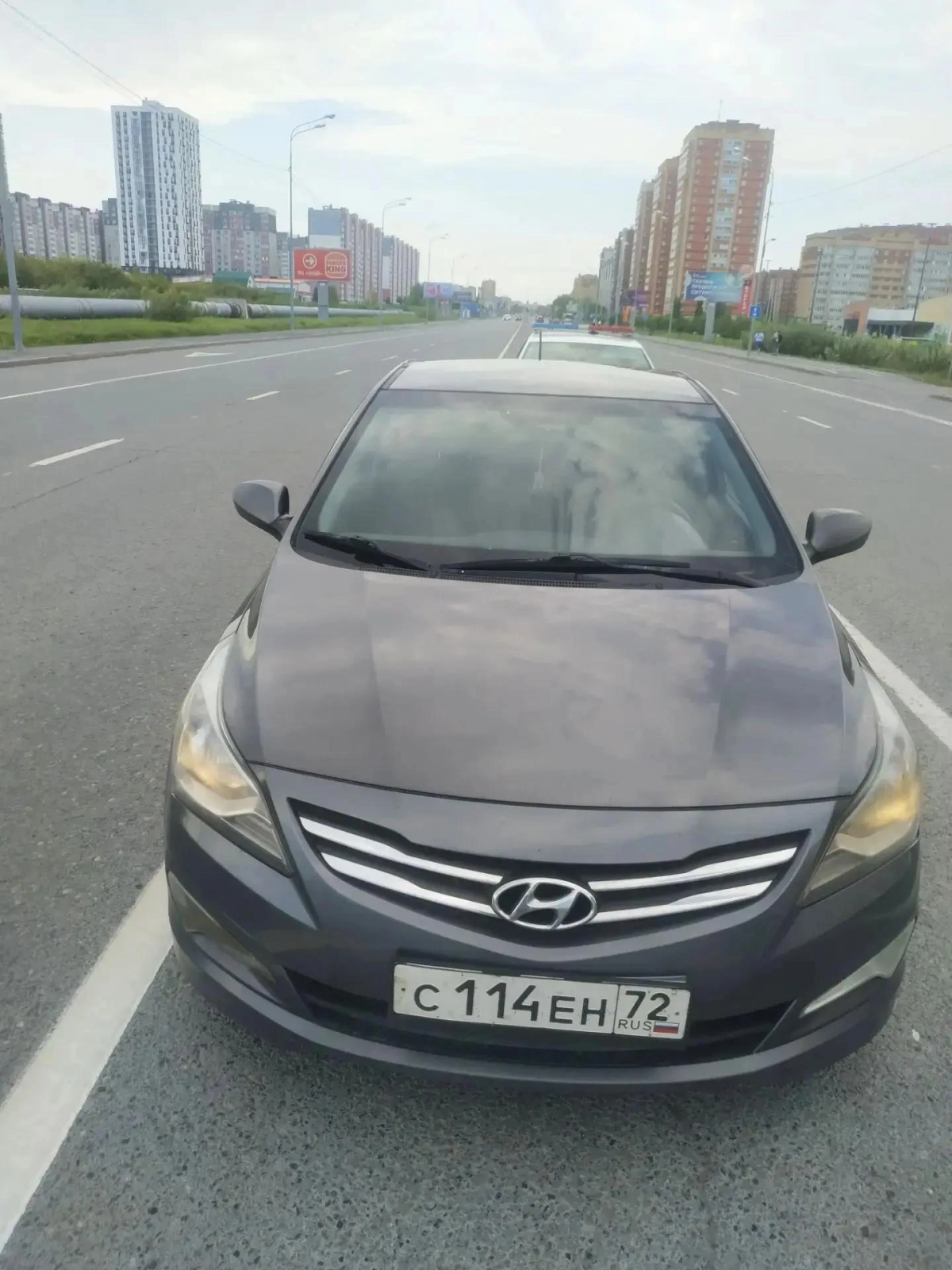 Hyundai - С114ЕН72