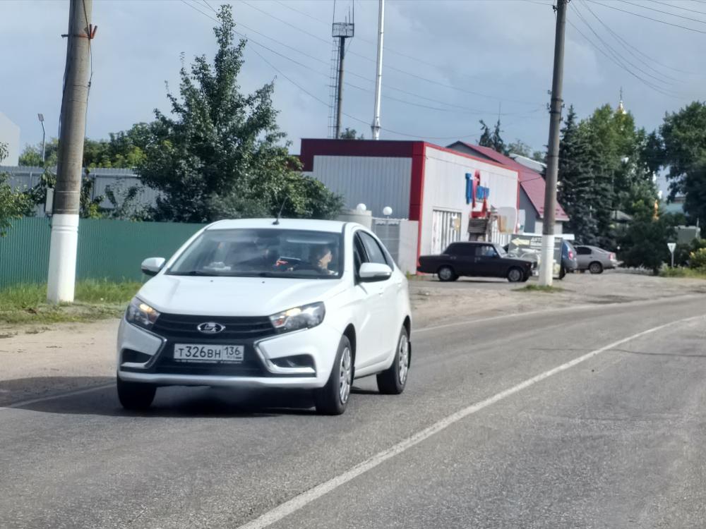 LADA - Т326ВН136