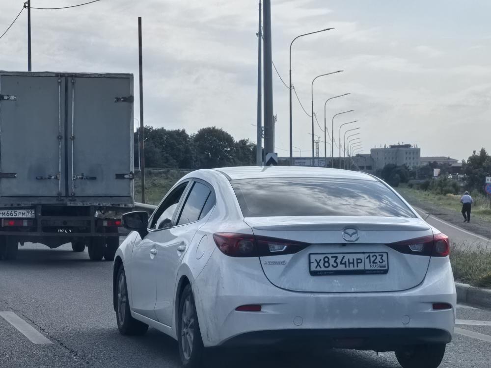 Mazda - Х834НР123