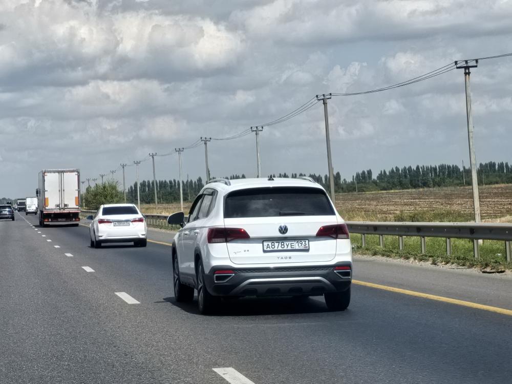 Volkswagen - А878УЕ193