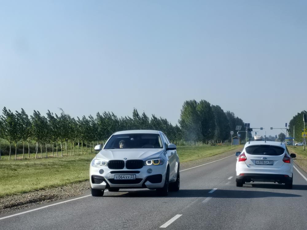 BMW - Х064ХХ23
