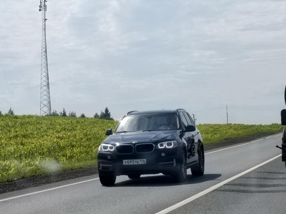 BMW - У693ТВ116