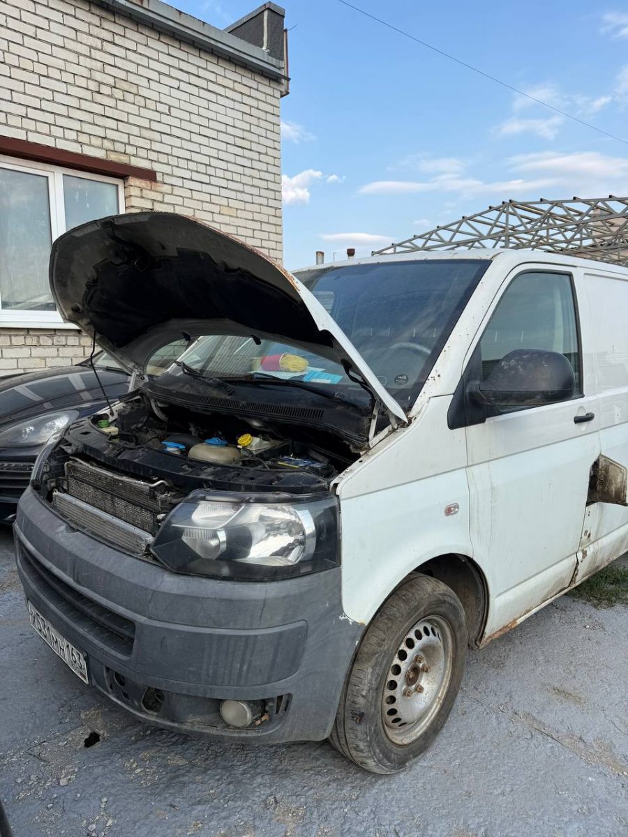 Volkswagen с госномером Х531МН163